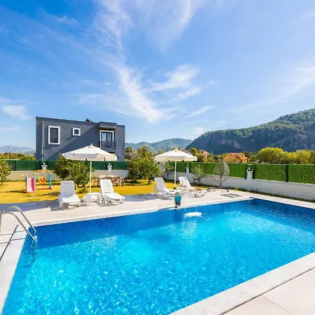 Villa Grand Yasar 1 Okcular