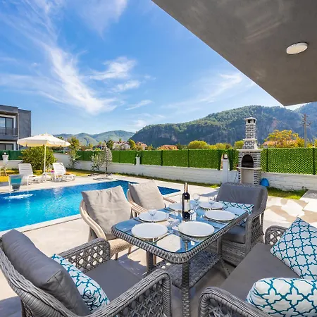 Villa Grand Yasar 1 *