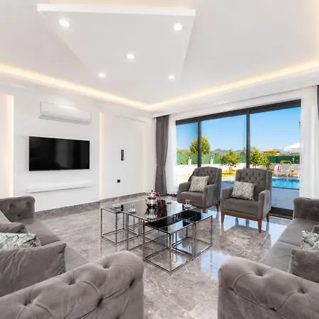 Vila Grand Yasar 1 *